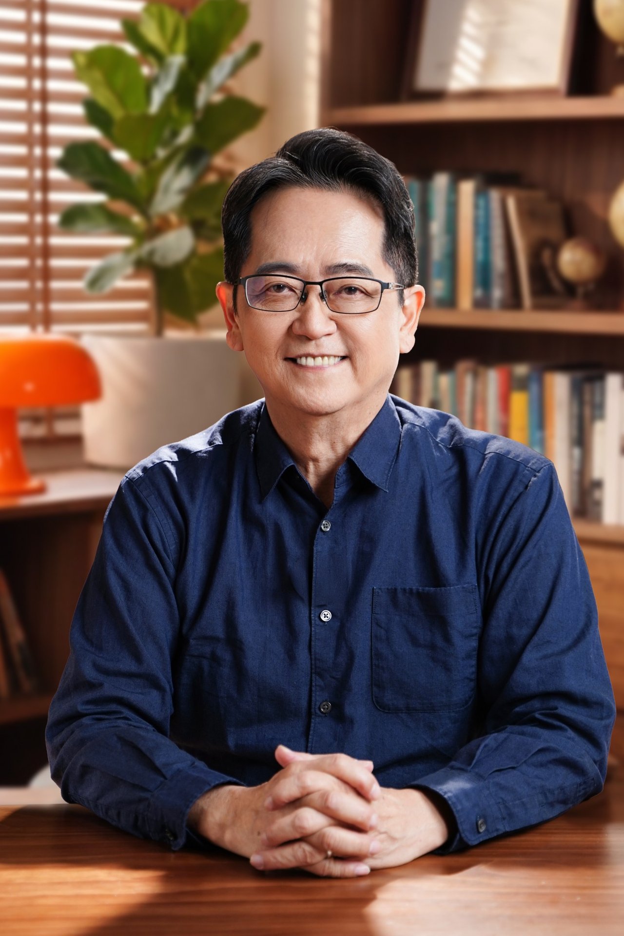 黃夏成老師形象照