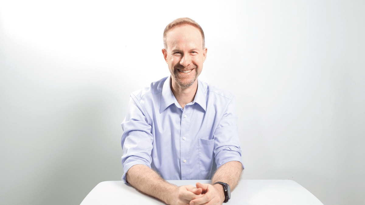Brett 林熙老師專訪：學英文時不論什麼程度，都要覺得好玩 | 